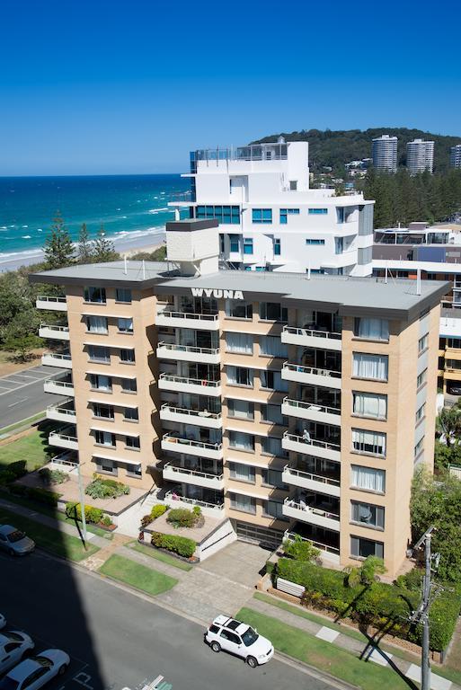 Wyuna Beachfront Holiday Apartments Голд-Кост Екстер'єр фото