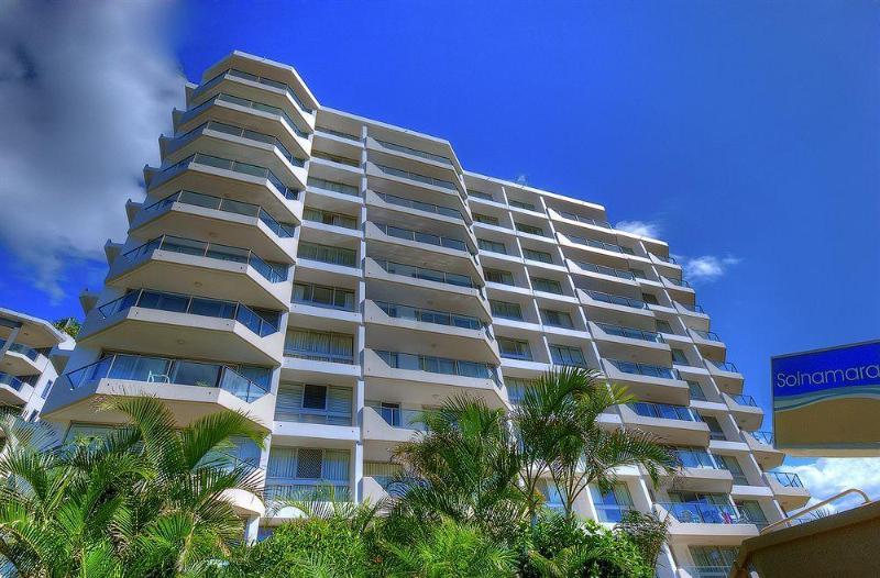Wyuna Beachfront Holiday Apartments Голд-Кост Екстер'єр фото